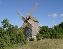 Nordeuropa, Estland: Naturparadies im Baltikum - Windmhle in Koguva